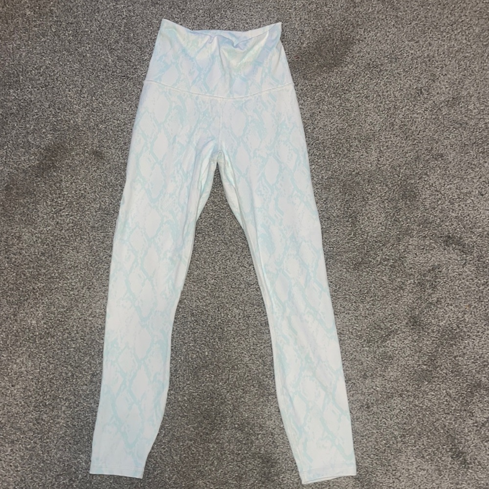 Fabletics XS Pattern Leggings